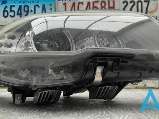Вставка фары правой 63117271904 BMW