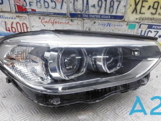 Вставка фары правой 63117466122 BMW