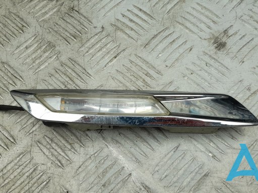 Указатель поворота левый 63137199633 BMW