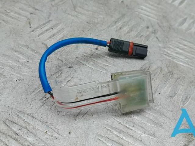 Фонарь подсветки ручки двери передней 63177277447 BMW