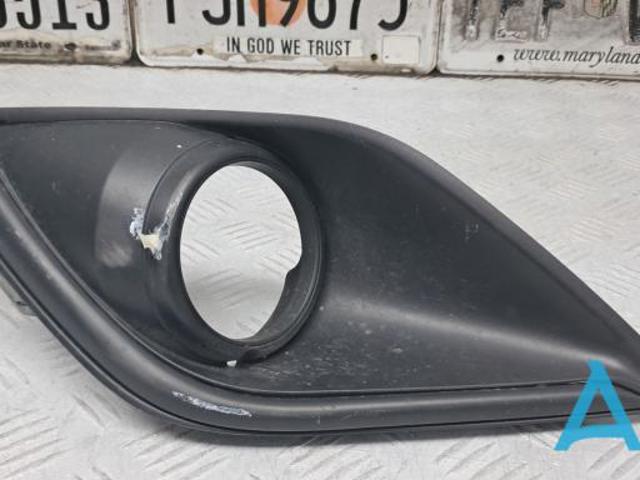 Оправа туманки 6400K791 MITSUBISHI