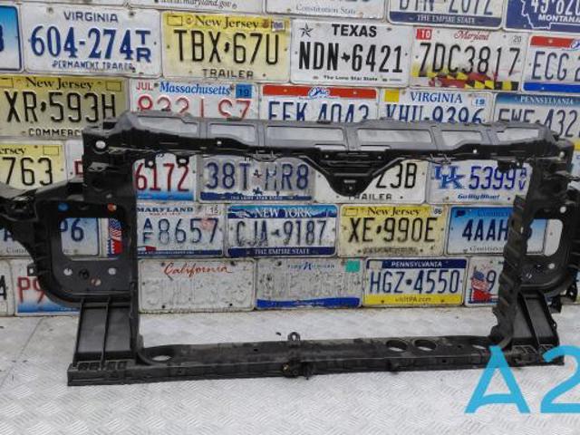 Кронштейн для радиатора 64101L0000 HYUNDAI