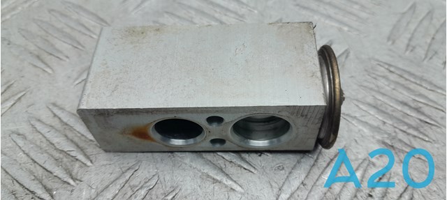 64116845415 BMW Клапан TRV кондиционера купить в Кривой Рог