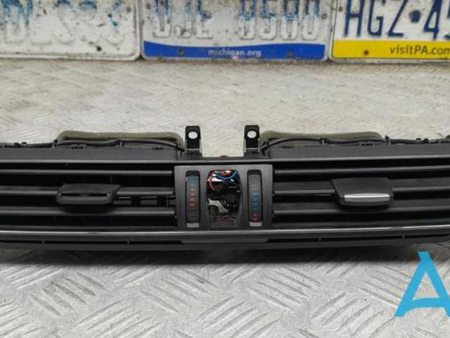 Решетка воздуховода 64229252648 BMW