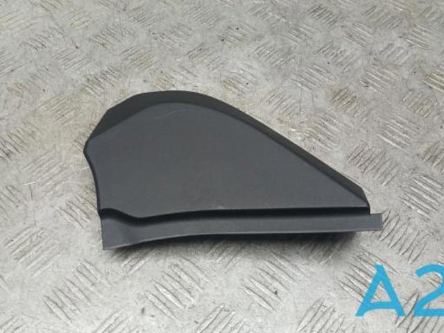 Крышка боковая панели "торпедо", левая 66073FL010 SUBARU