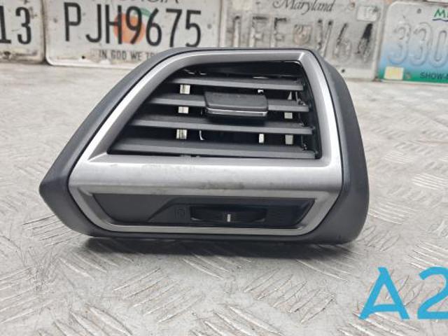 Решетка воздуховода правая 66110SJ100 SUBARU