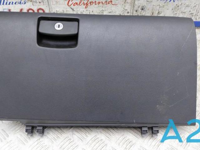 Ящик для перчаток 66121FL020VH SUBARU