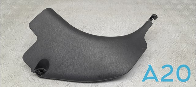 Обшивка стойки кузова внутренняя, передняя правая 669003NF0B NISSAN