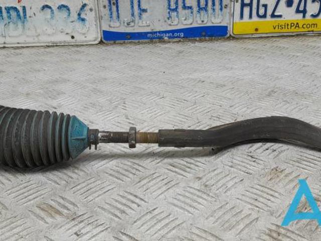 Наконечник рулевой тяги 673000006 MASERATI