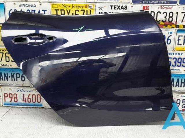 Задняя правая дверь 673008061 MASERATI
