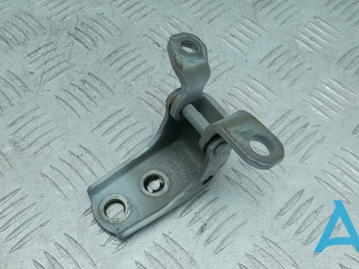 Петля передней двери, левой 67450SNEA01ZZ HONDA