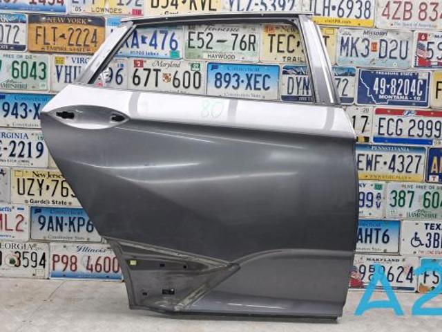 Дверь задняя, правая 67510TRTA91ZZ HONDA