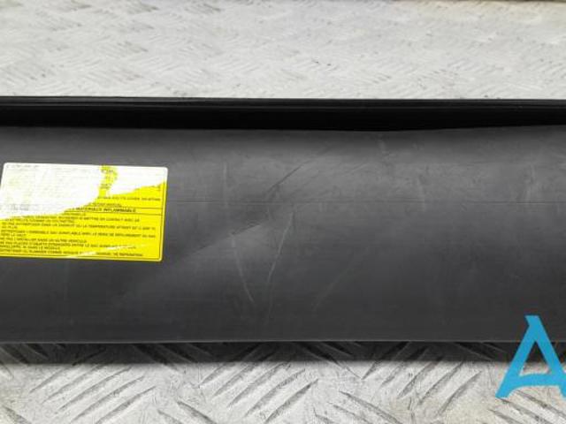 Подушка безопасности (AIRBAG) пассажирская, защиты коленей 68102342AF CHRYSLER