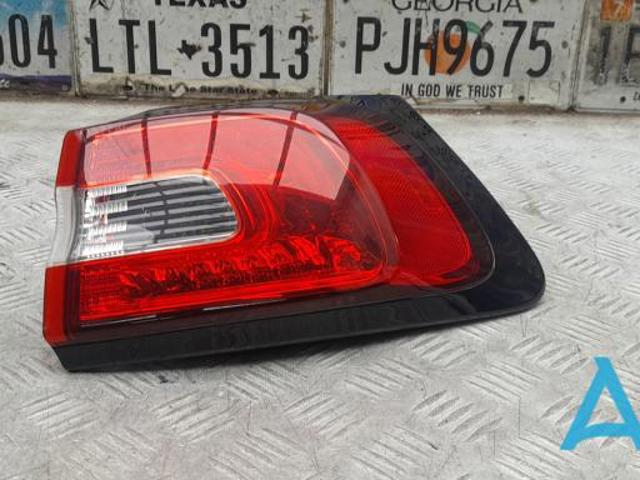 Задний правый внешний фонарь 68102906AF CHRYSLER