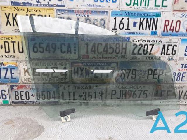 Стекло двери передней правой 68104584AC CHRYSLER
