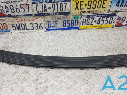 Накладка бампера заднего, верхняя защитная 68111633AA CHRYSLER