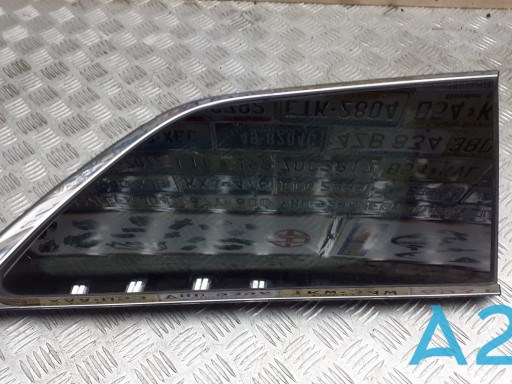 Стекло кузова/багажного отсека, правое 68213834AA CHRYSLER