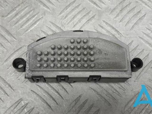 Реле печки 68223049AA CHRYSLER