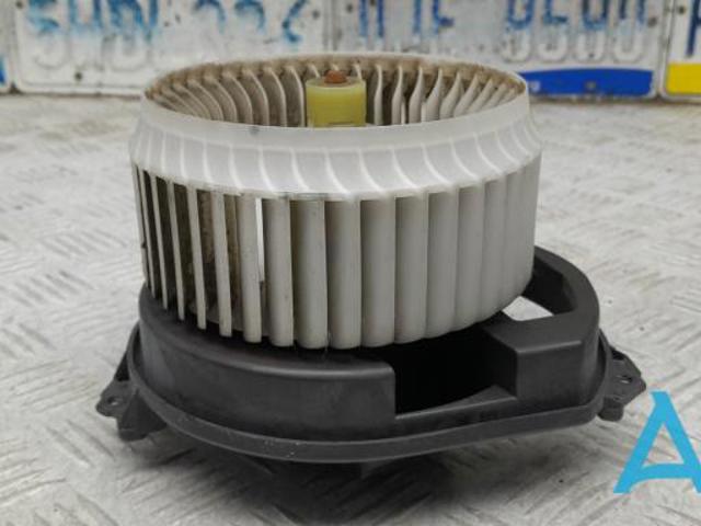 Электромотор печки 68223053AB CHRYSLER