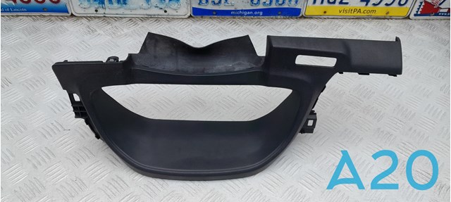 Облицовка щитка приборов "торпедо" 682405SA0B NISSAN