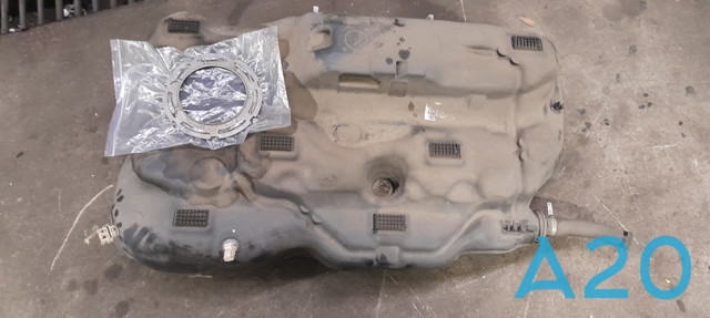 Топливный бак 68254860AA CHRYSLER