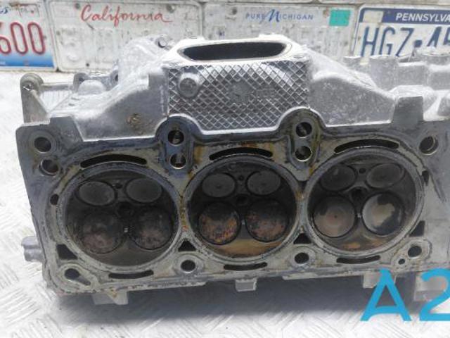 Головка блока цилиндров (ГБЦ), правая 68293288AB CHRYSLER