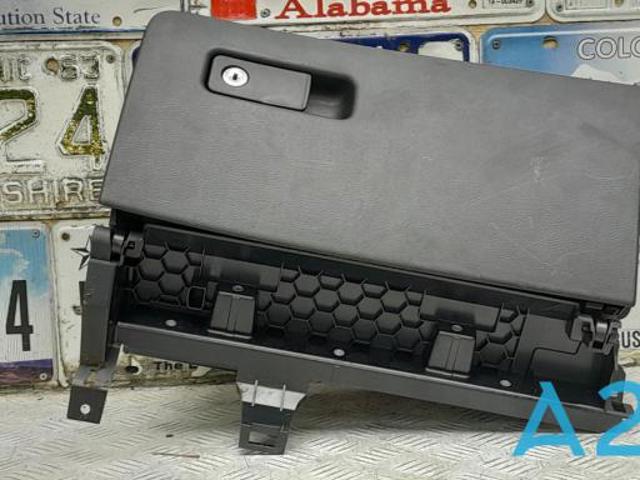 685005DC0A NISSAN Ящик перчаточный (бардачок) купить в Павлоград