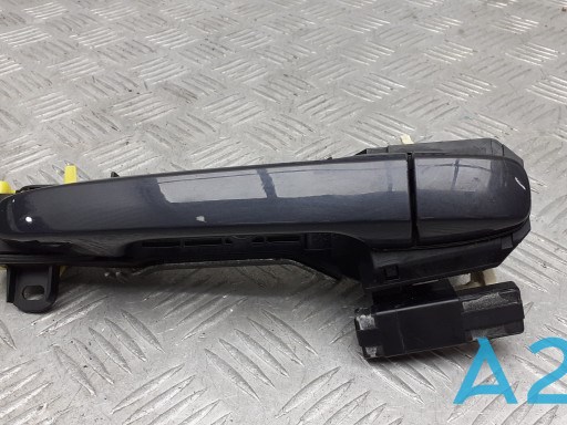 Держатель наружной ручки двери, задней левой 6920347020 TOYOTA