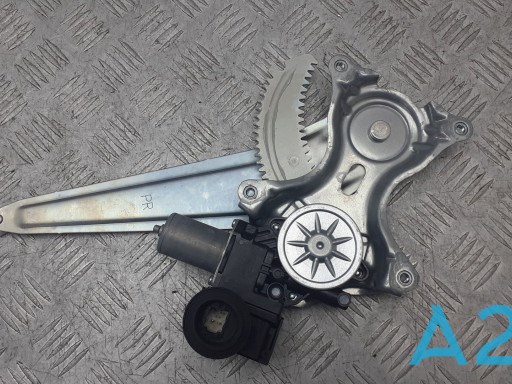 Стеклоподъемник задней левой двери 6980447020 TOYOTA