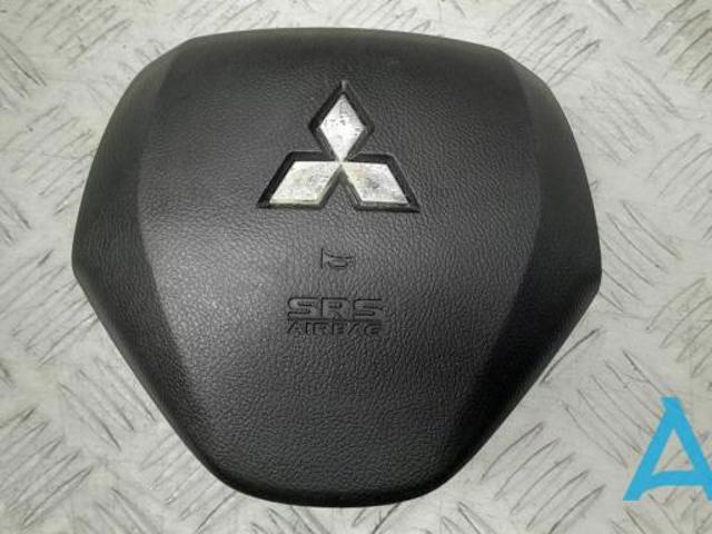 Подушка AIRBAG водительская 7030A648XA MITSUBISHI