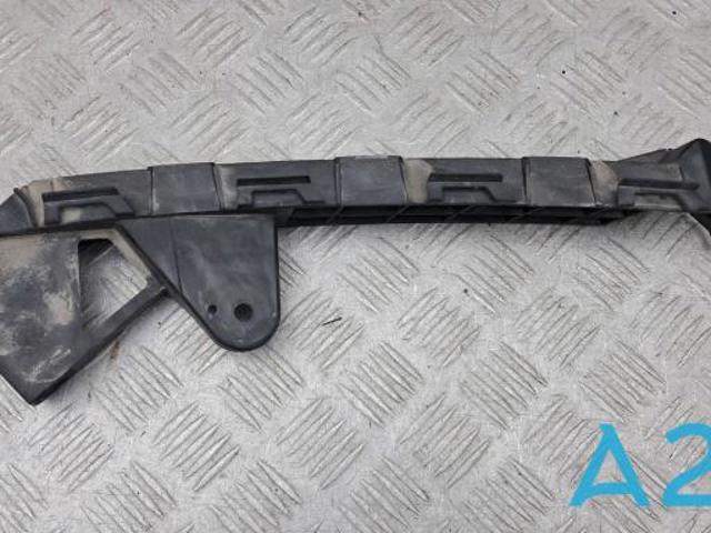 Направляющая переднего бампера, правая 71140TLAA00 HONDA