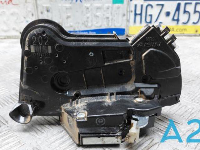 Замок передней пассажирской двери 72110TXMA01 HONDA