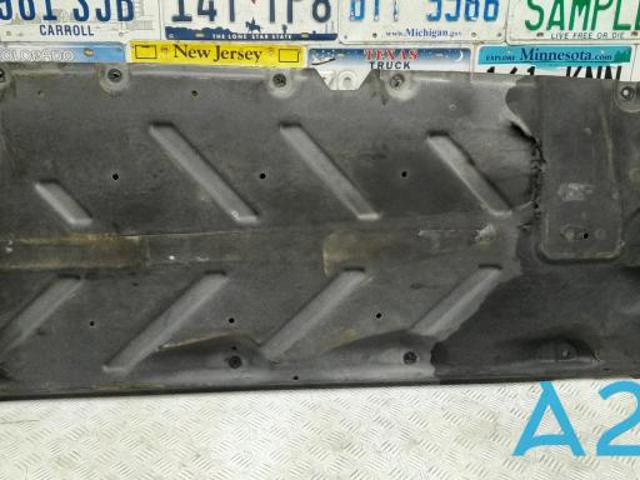 Защита днища, левая 748155DA0A NISSAN