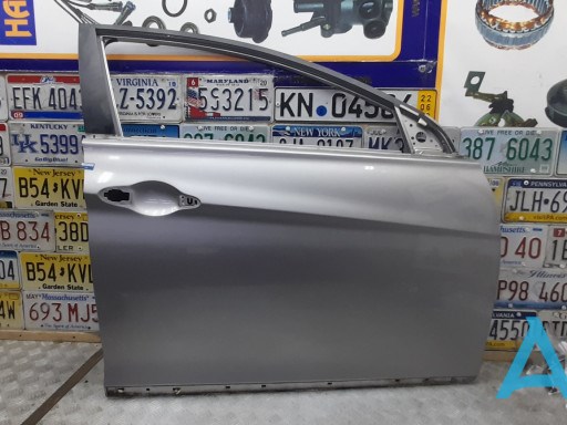 Пассажирская передняя дверь 760044R000 HYUNDAI