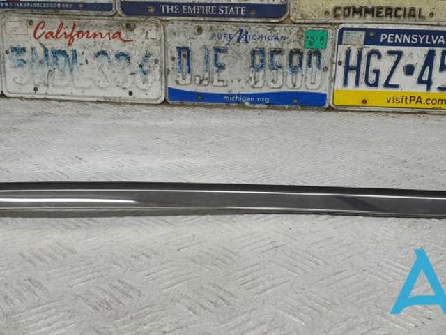 768A46RA0A NISSAN Молдинг крыла заднего правого купить в Винница