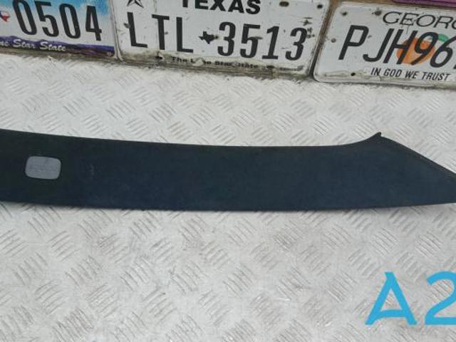 Обшивка стойки кузова внутренняя, передняя правая 769115DK0A NISSAN