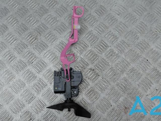 Замок открывания лючка бензобака 7703007010 TOYOTA