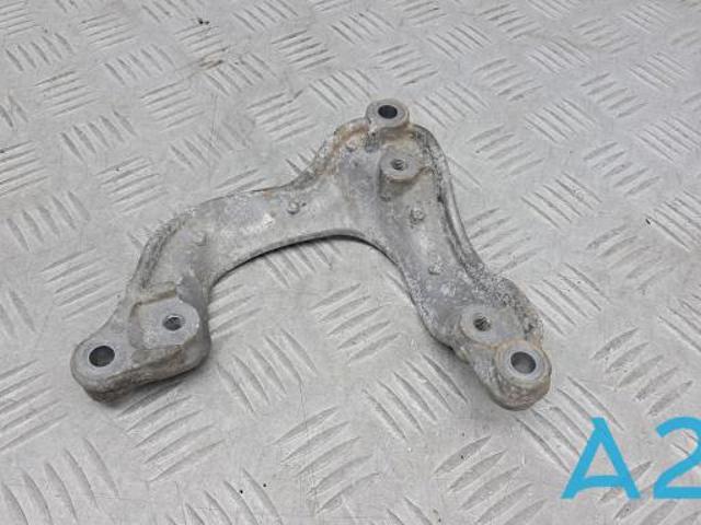 Кронштейн компрессора кондиционера 7813A218 MITSUBISHI