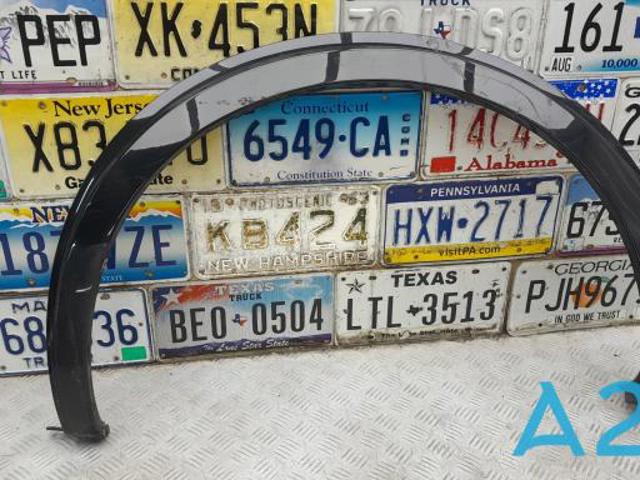 Расширитель задней арки колеса, правый 788605DA0A NISSAN