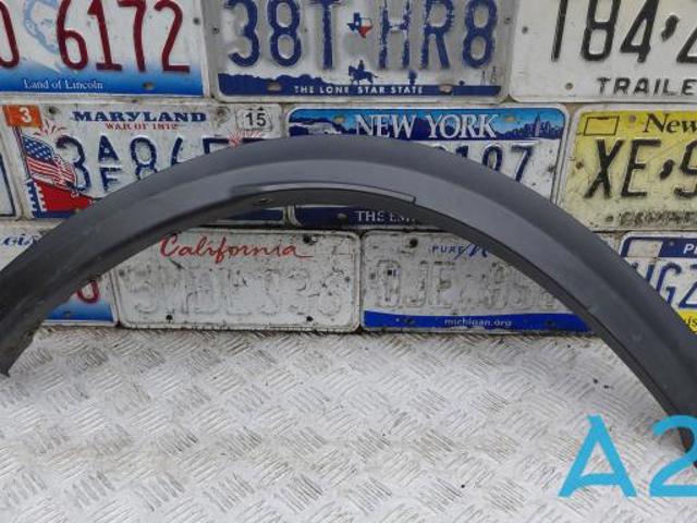 Молдинг задней арки крыла, правый 788605NA0A NISSAN