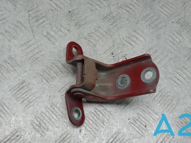 Петля передней двери правая 793201Y000 HYUNDAI