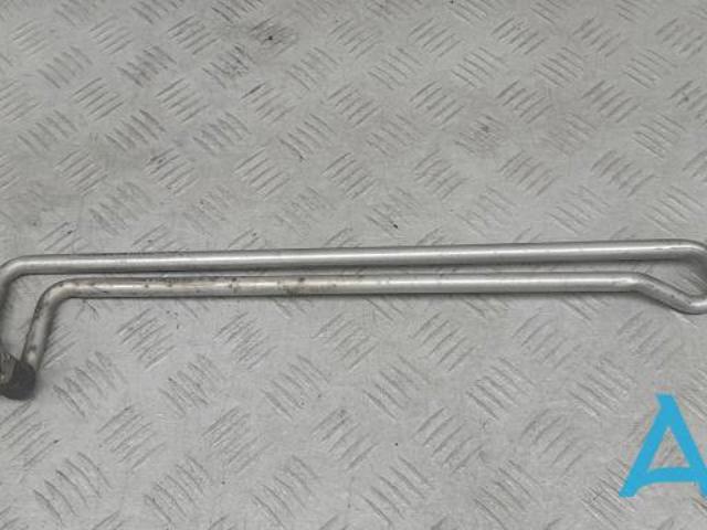 Трубка масляного радиатора АКПП, нижняя 7L0317821D VAG