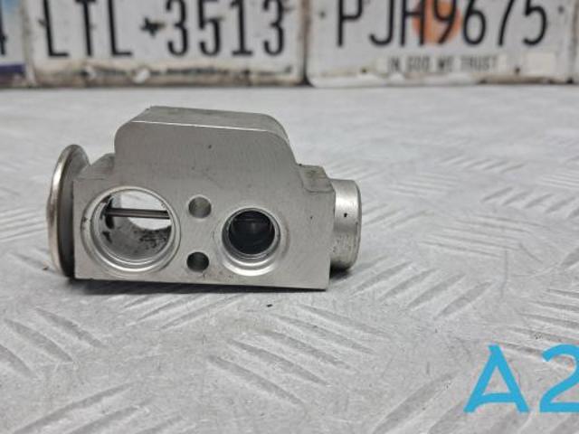 Клапан TRV, кондиционера 7L0820679D VAG