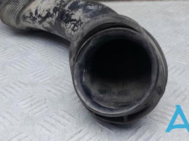Патрубок воздушный, вход воздушного фильтра 7L6129609C VAG