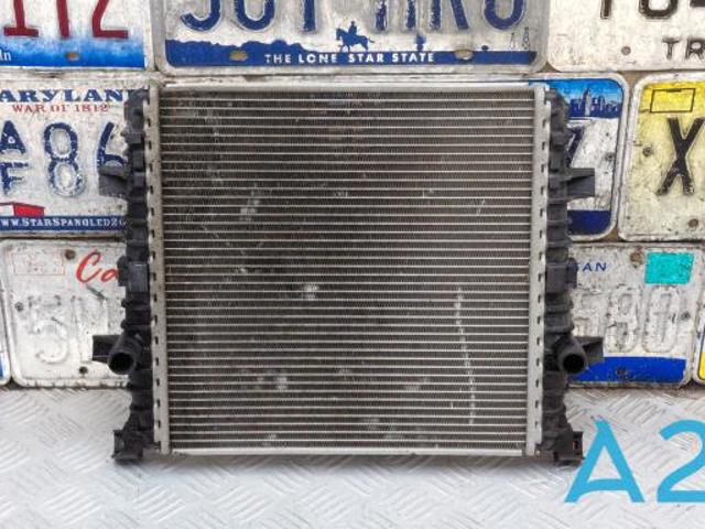 Радиатор охлаждения двигателя, дополнительный 7L8121212A VAG