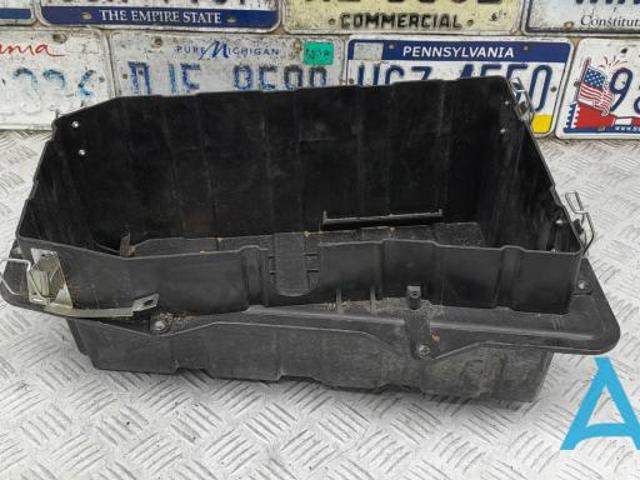 Поддон АКБ 7P0801283 VAG