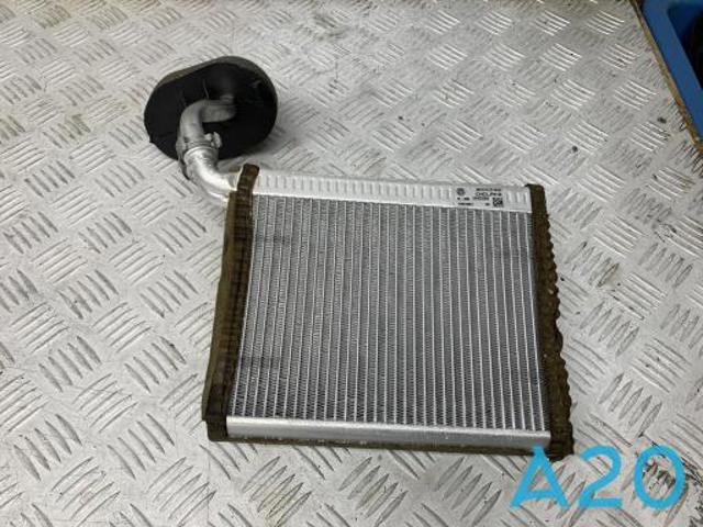 Радиатор отопителя 7P0819031 VAG