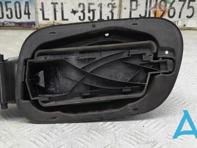 Заливная горловина бензобака 7P6809857A VAG