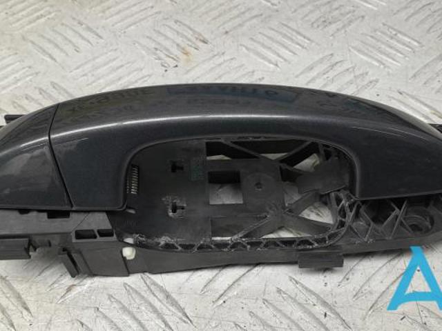 7P6837205BGRU VAG Ручка двери левой наружная передняя/задняя купить в Ровно