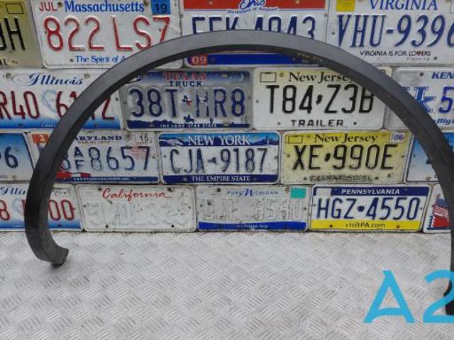 Молдинг арки колеса заднего, правый 7P6854820B9B9 VAG